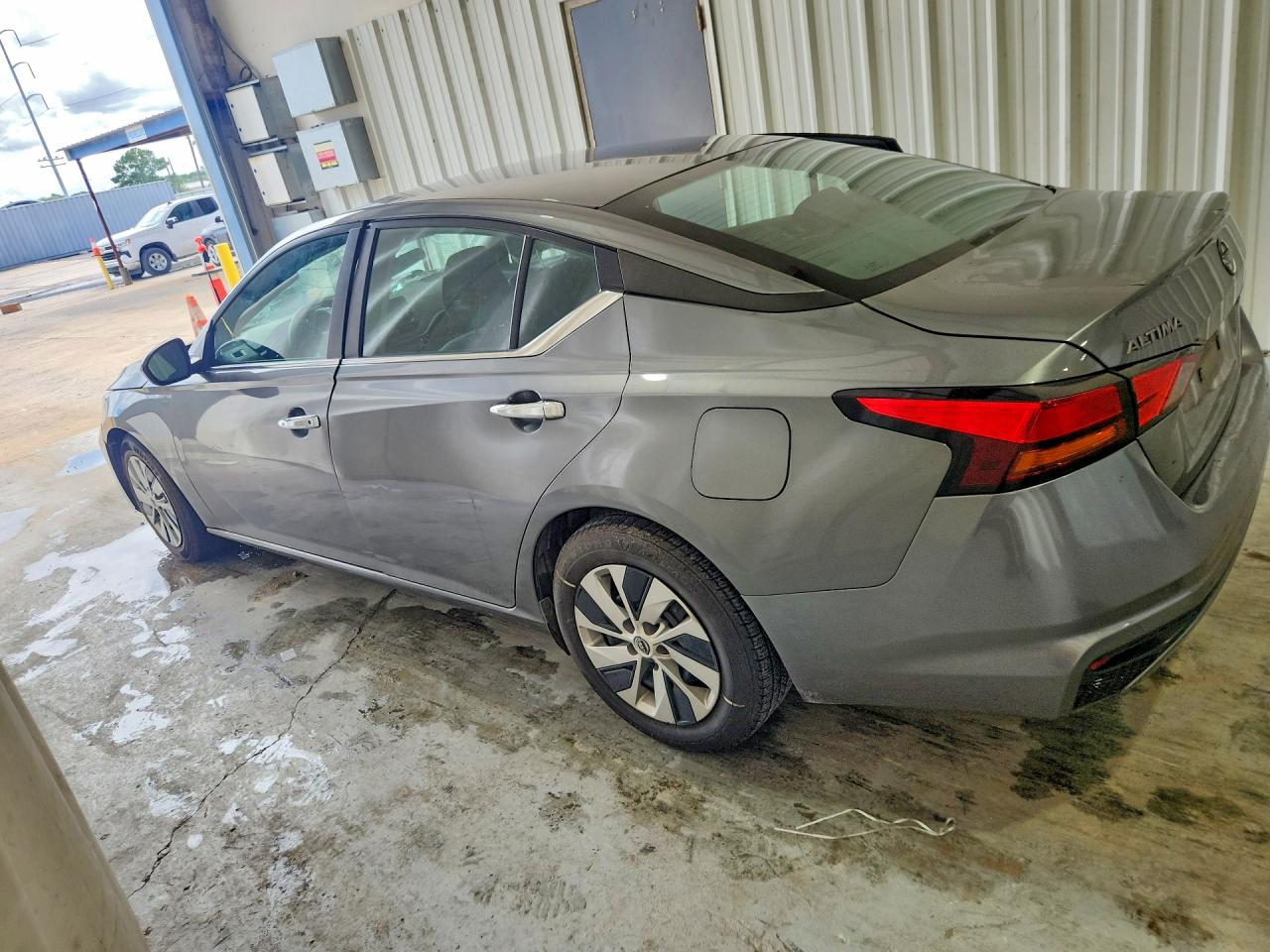 Nissan Altima S