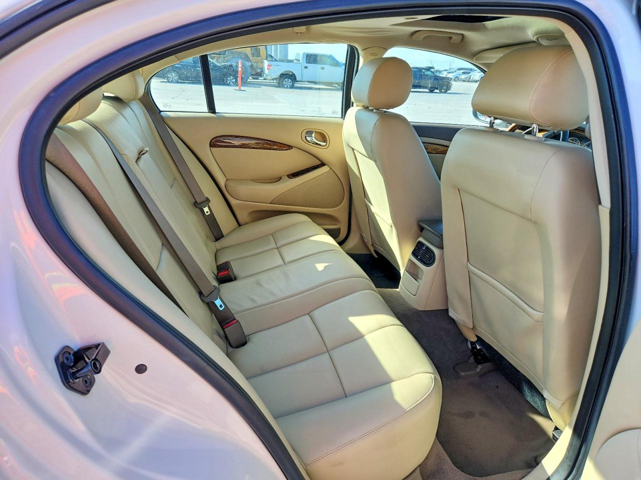 Jaguar S-Type