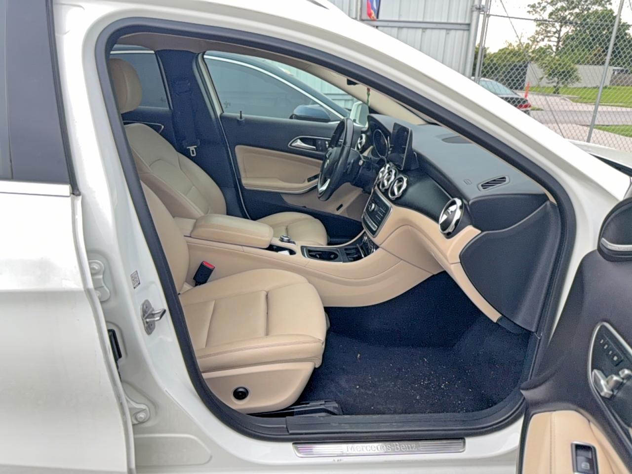 Mercedes-Benz GLA 250 4matic