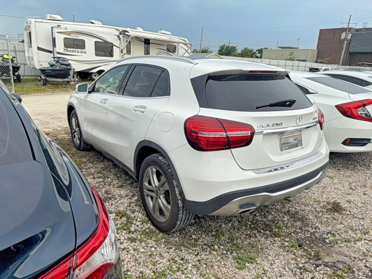 Mercedes-Benz GLA 250 4matic