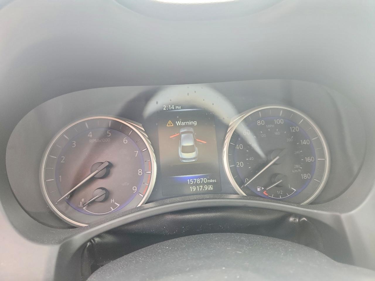 INFINITI Q50 Premium