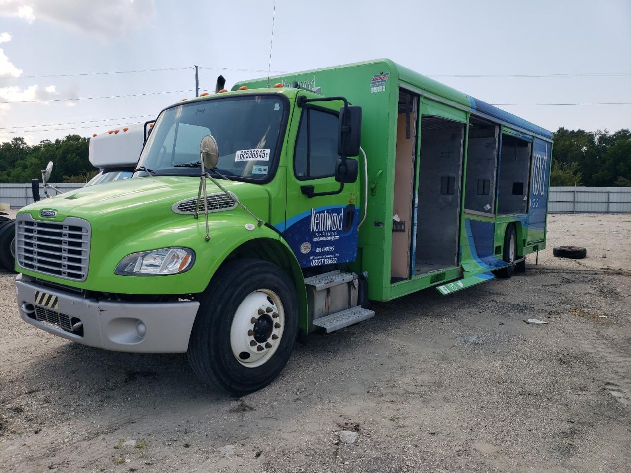 Freightliner M2