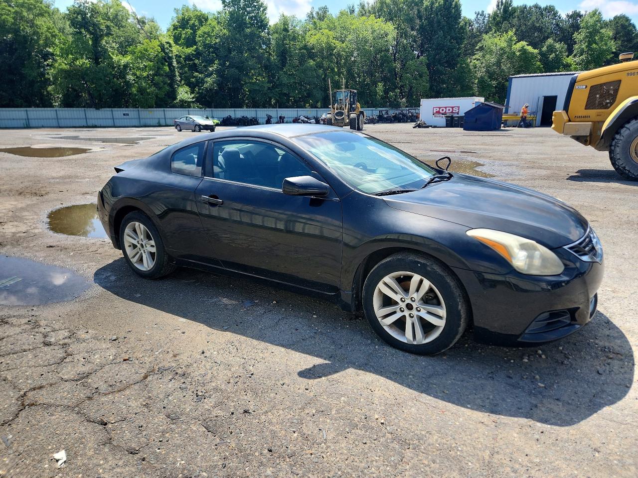 Nissan Altima S