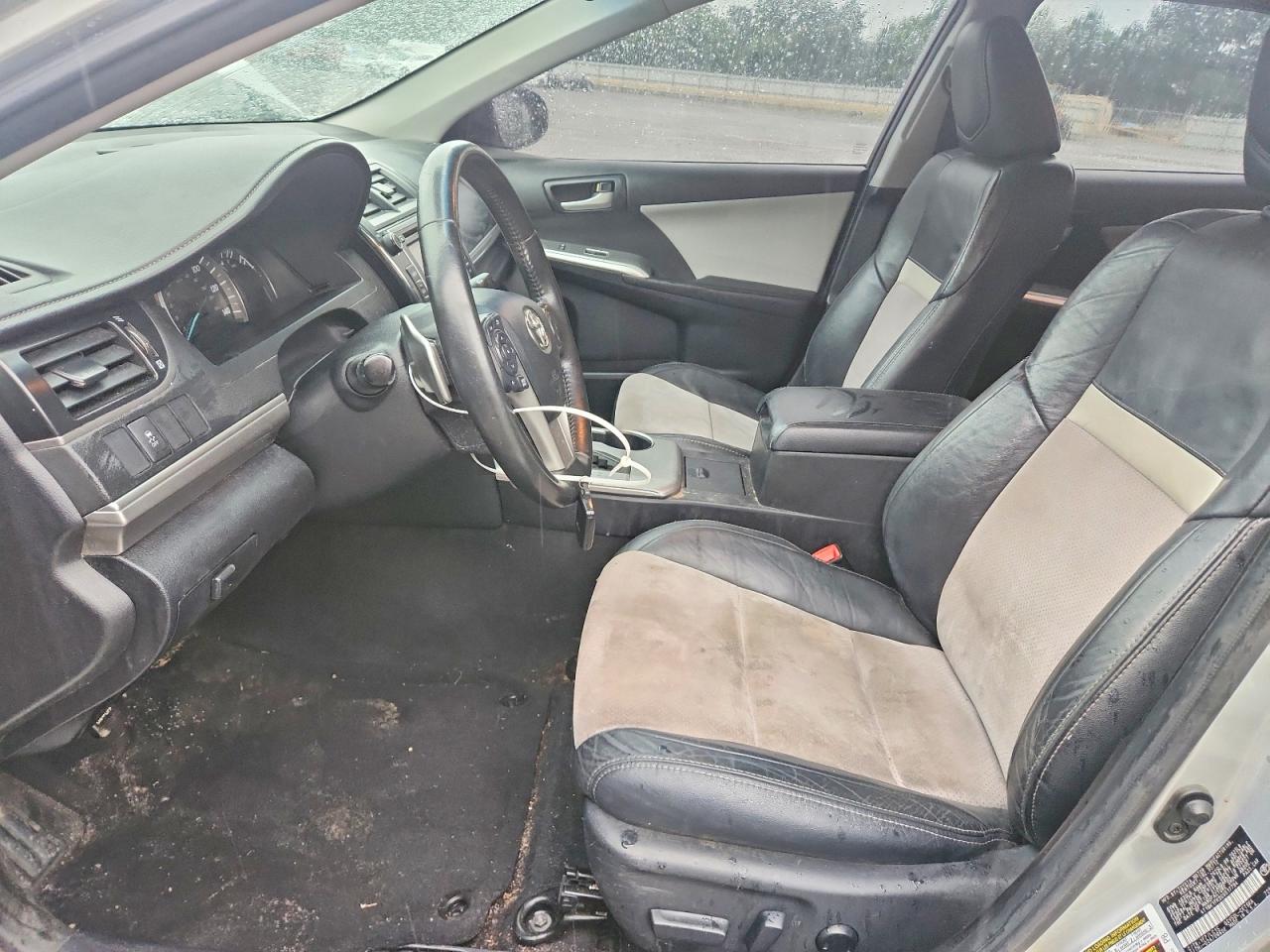 Toyota Camry Se V6