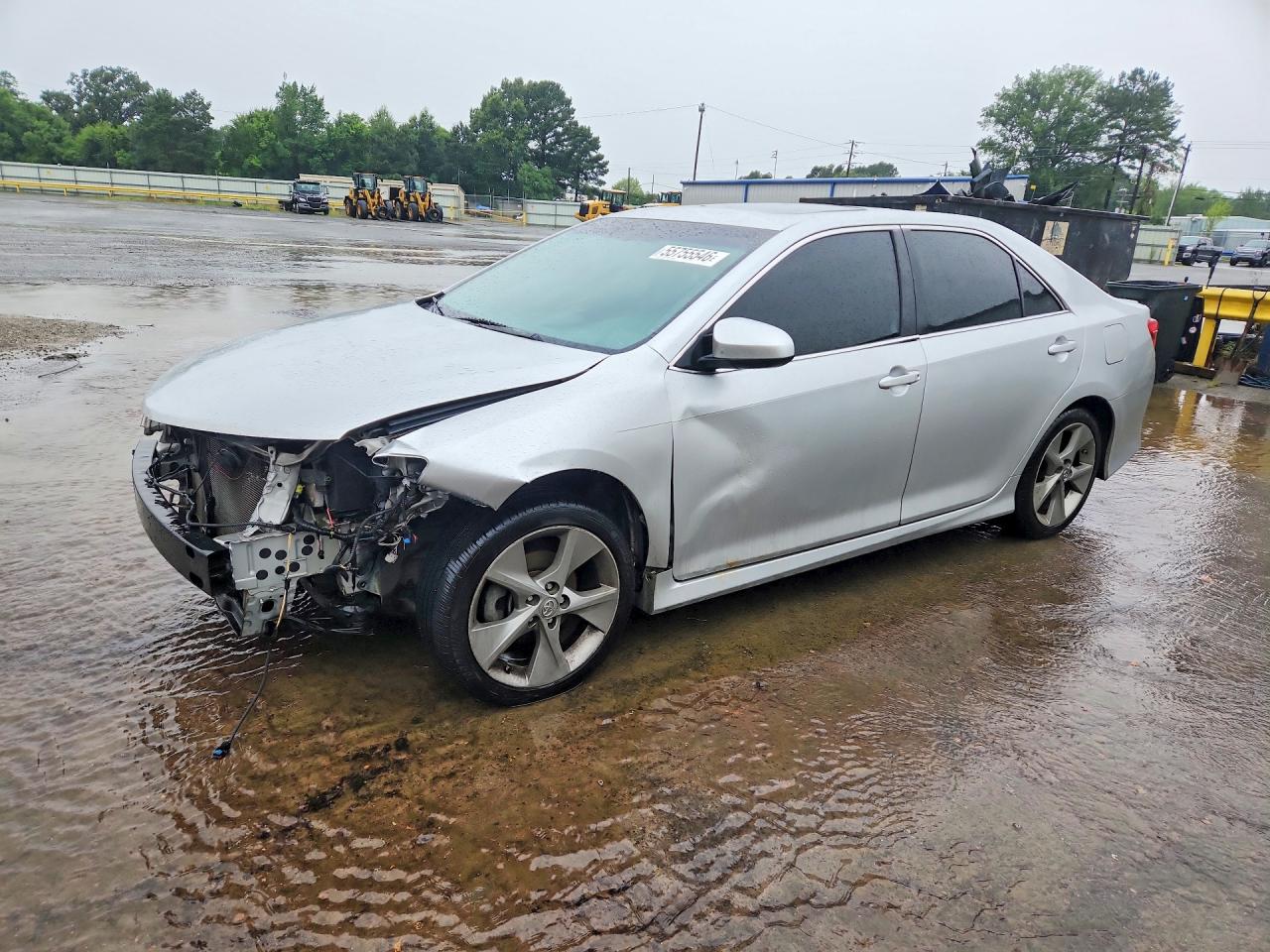 Salvage Toyota Camry Image