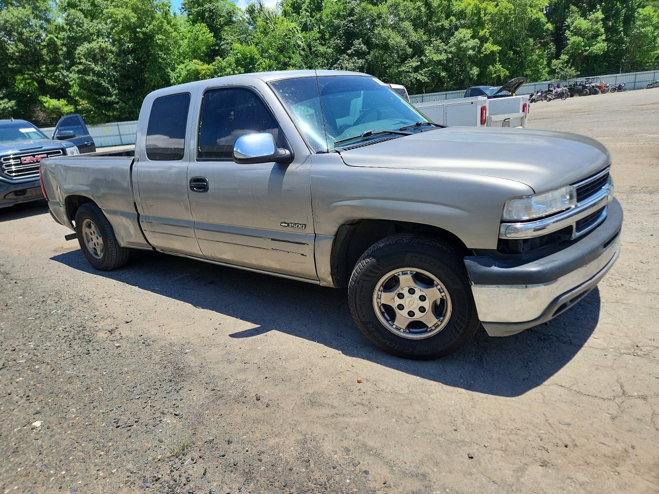 Chevrolet Silverado C1500