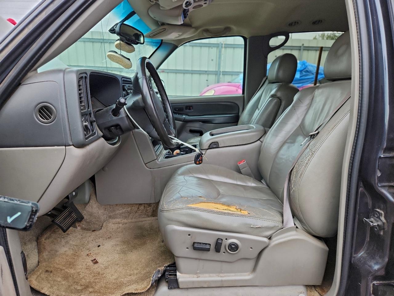 Chevrolet Suburban C1500