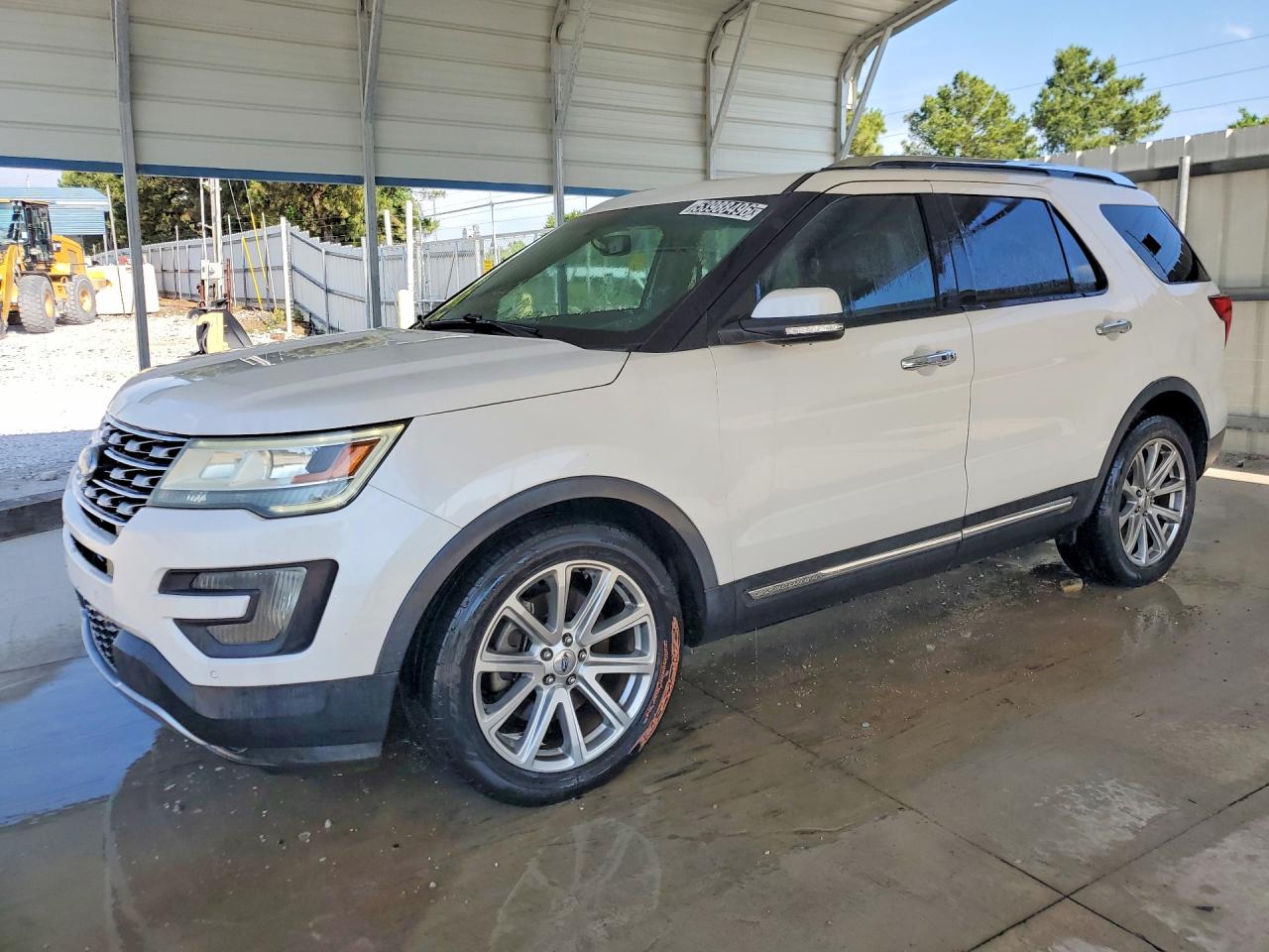 Salvage Ford Explorer Image