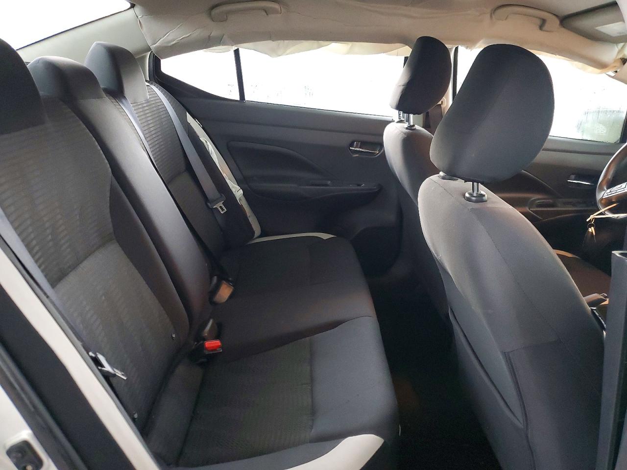 Nissan Versa Sv