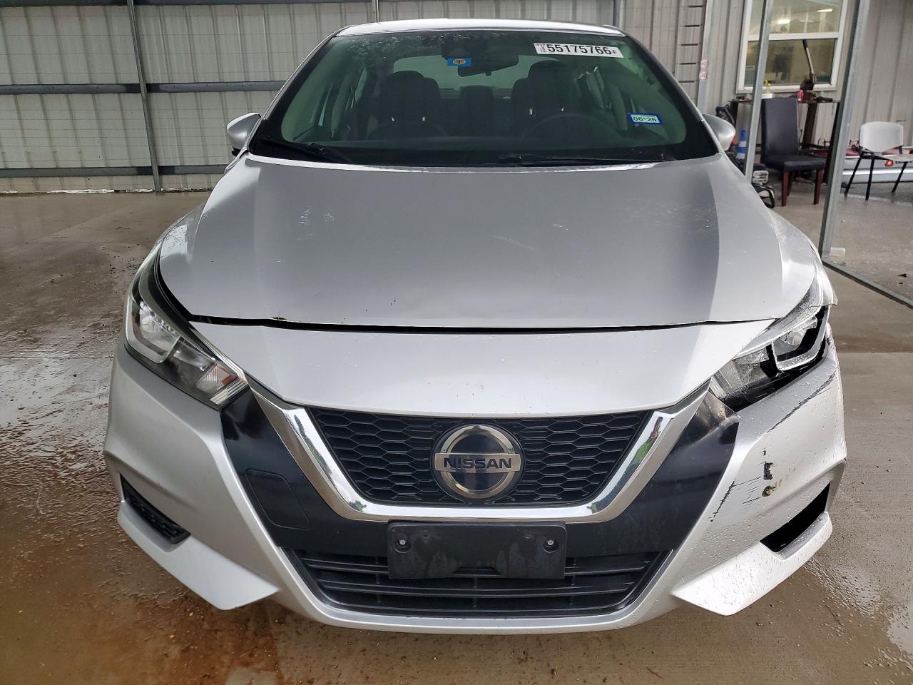 Nissan Versa Sv