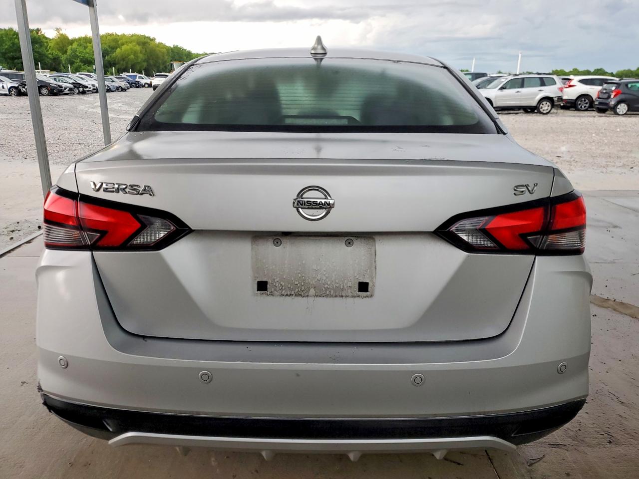 Nissan Versa Sv