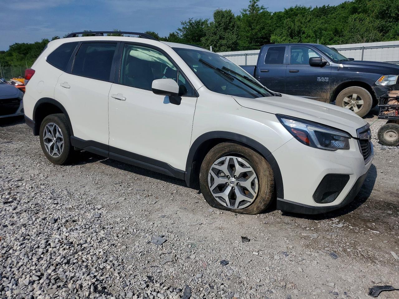 Subaru Forester Premium