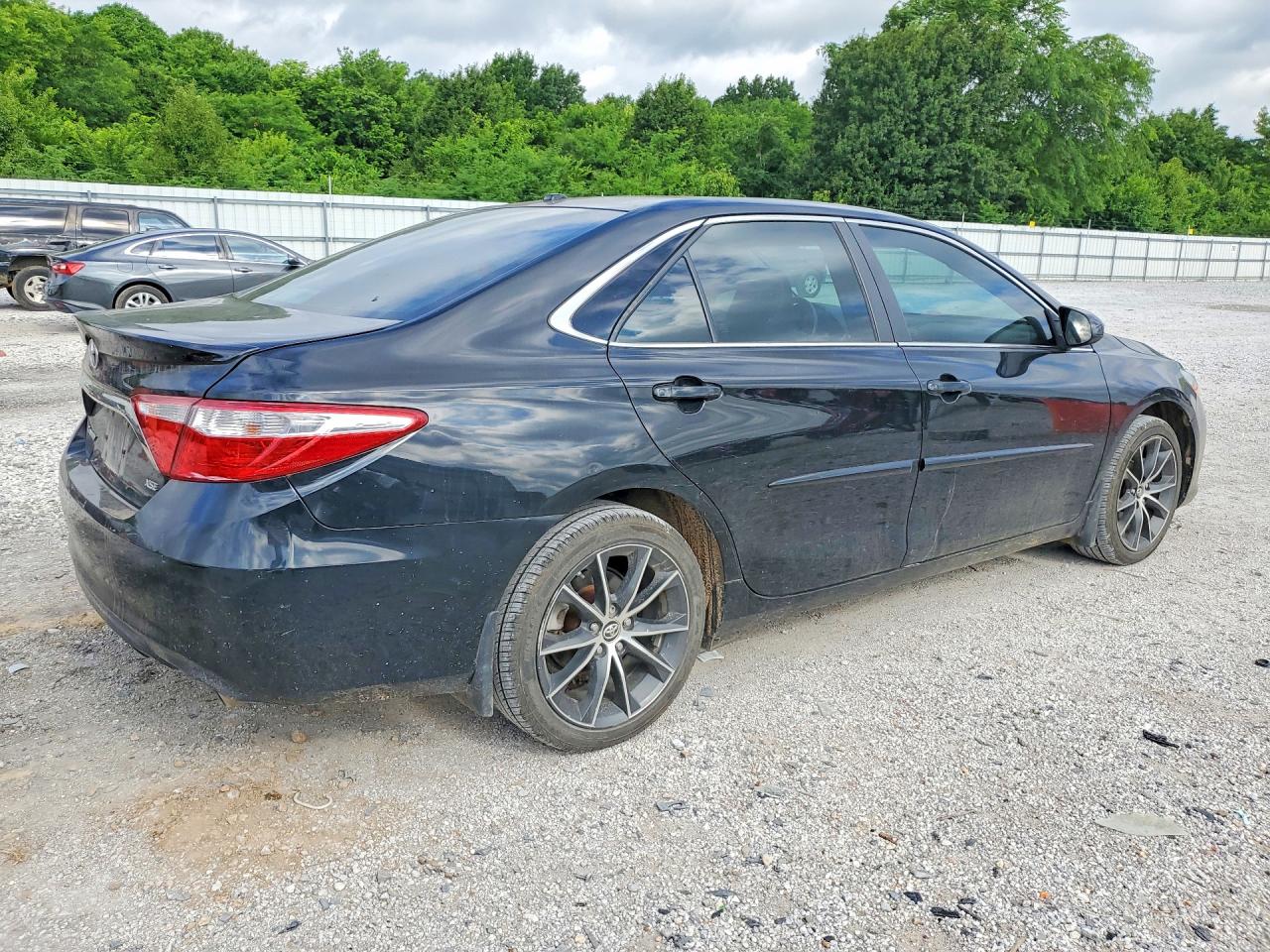 Toyota Camry Xse