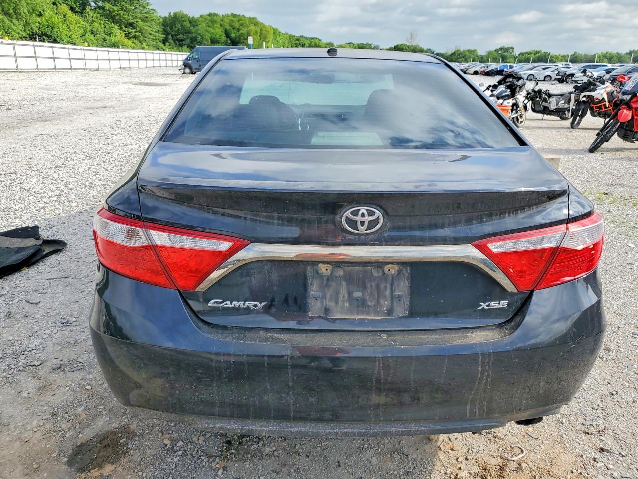 Toyota Camry Xse