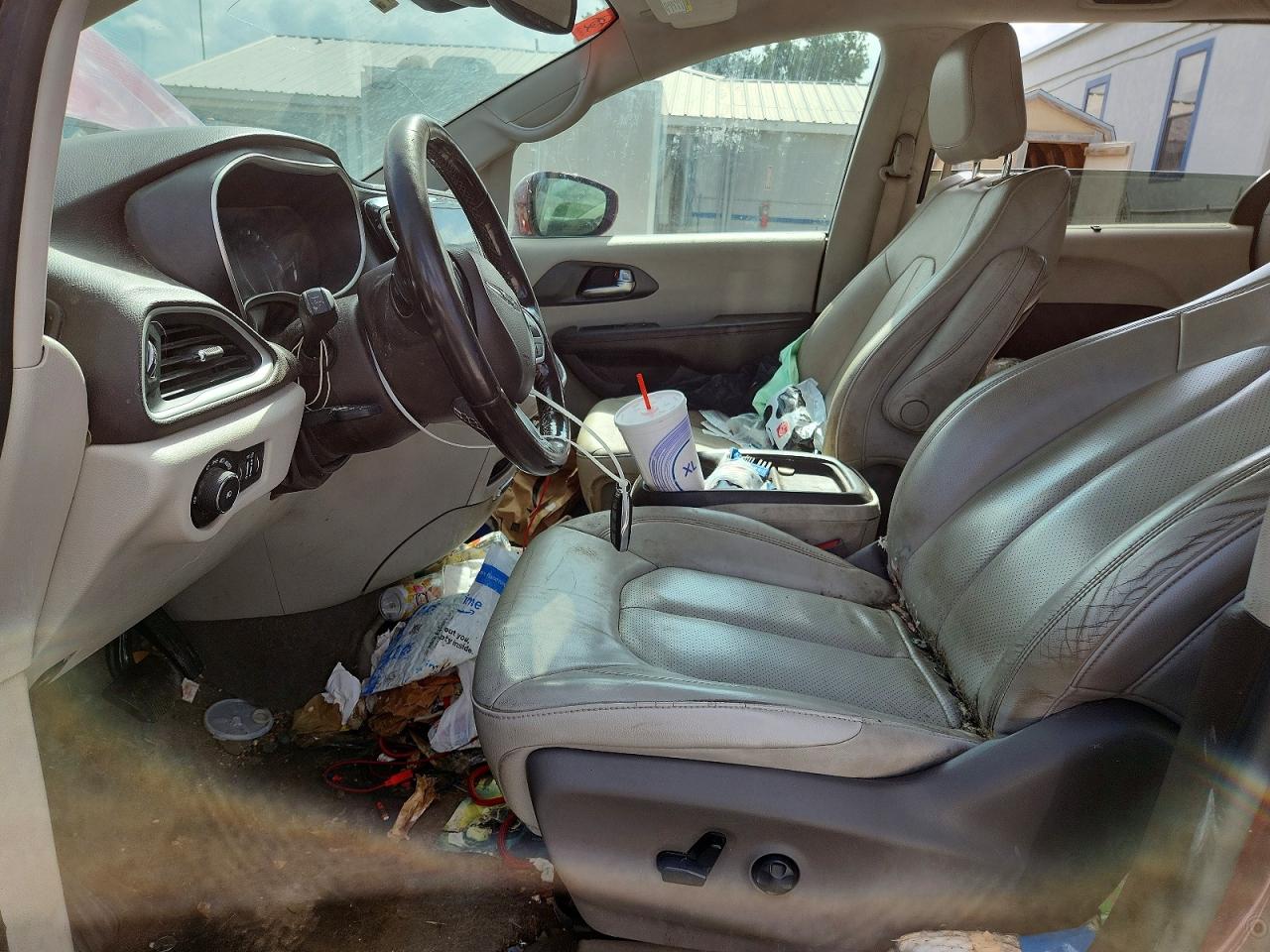 Chrysler Pacifica Touring L