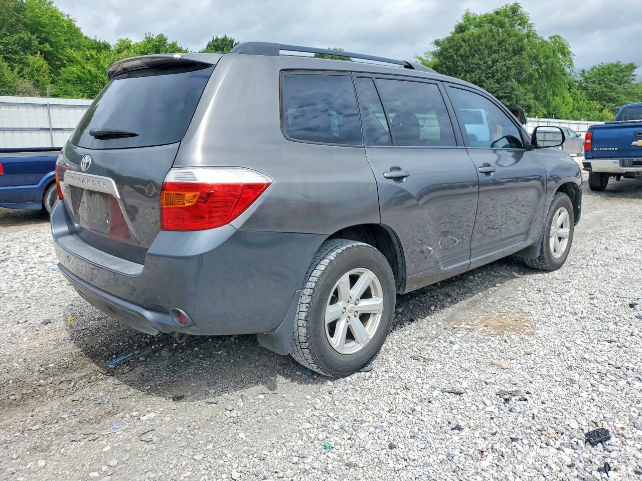 Toyota Highlander Base