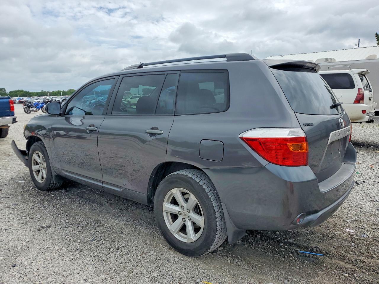 Toyota Highlander Base