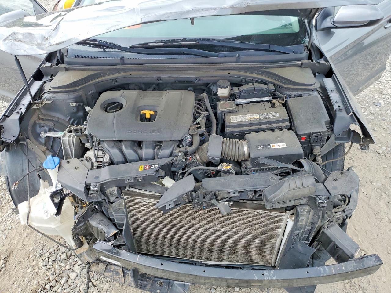 Hyundai ELANTRA Value Edition
