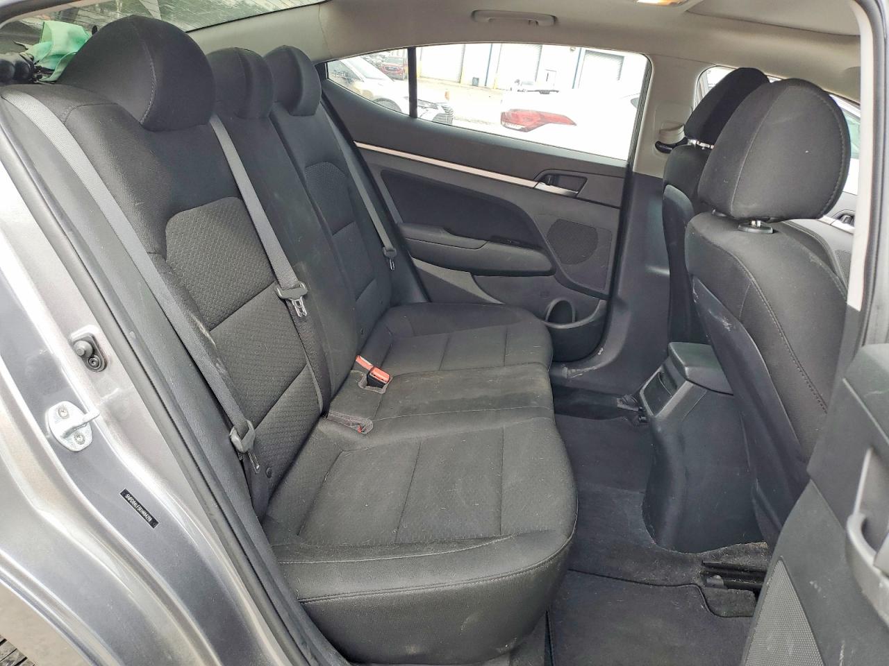 Hyundai ELANTRA Value Edition