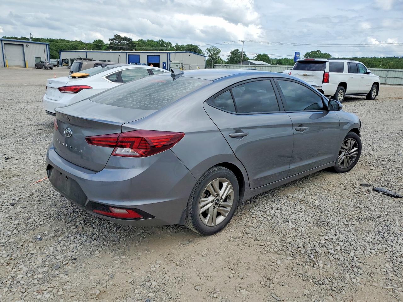 Hyundai ELANTRA Value Edition