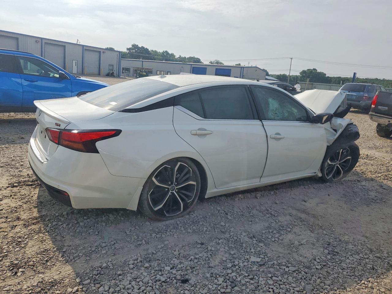 Nissan Altima Sr