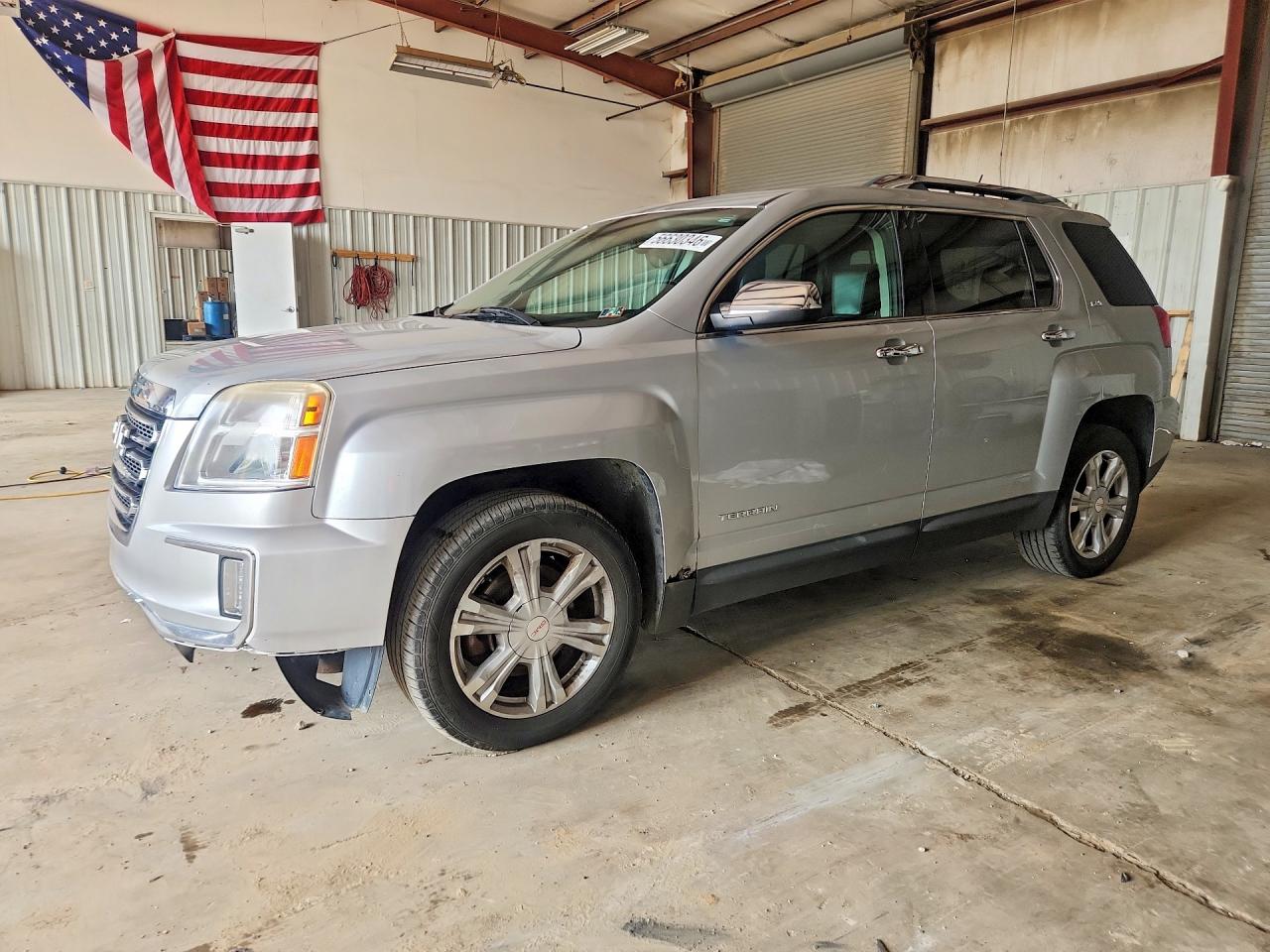 Salvage GMC Terrain Image