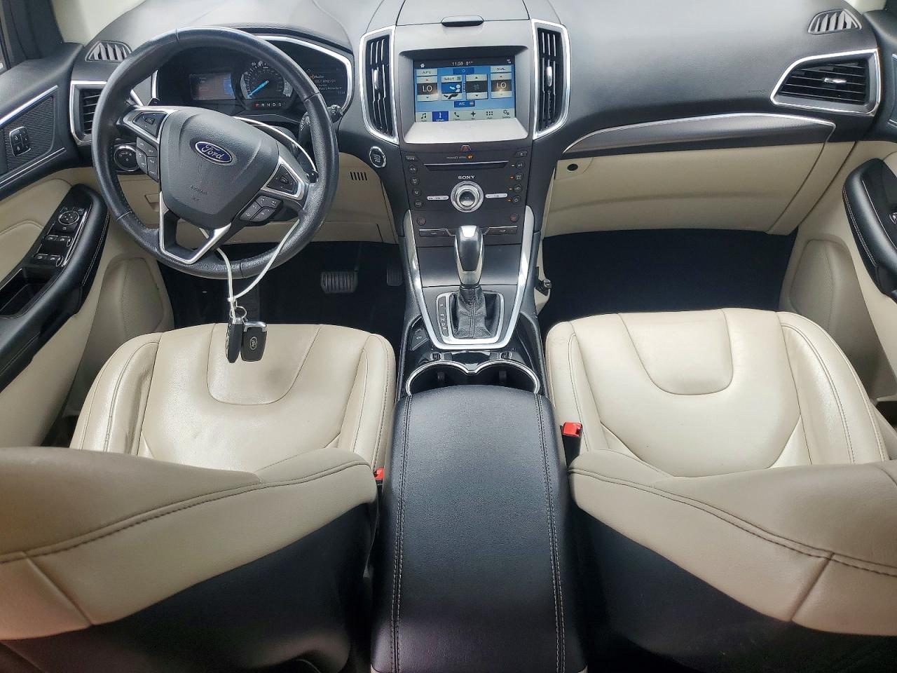 Ford Edge Titanium