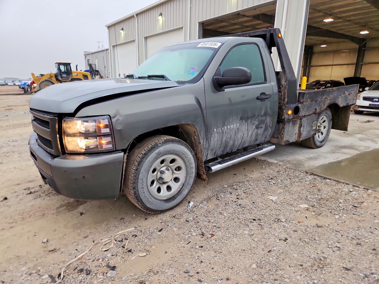 Salvage Chevrolet Silverado Image