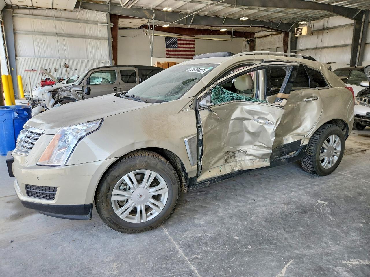 Salvage Cadillac SRX Image