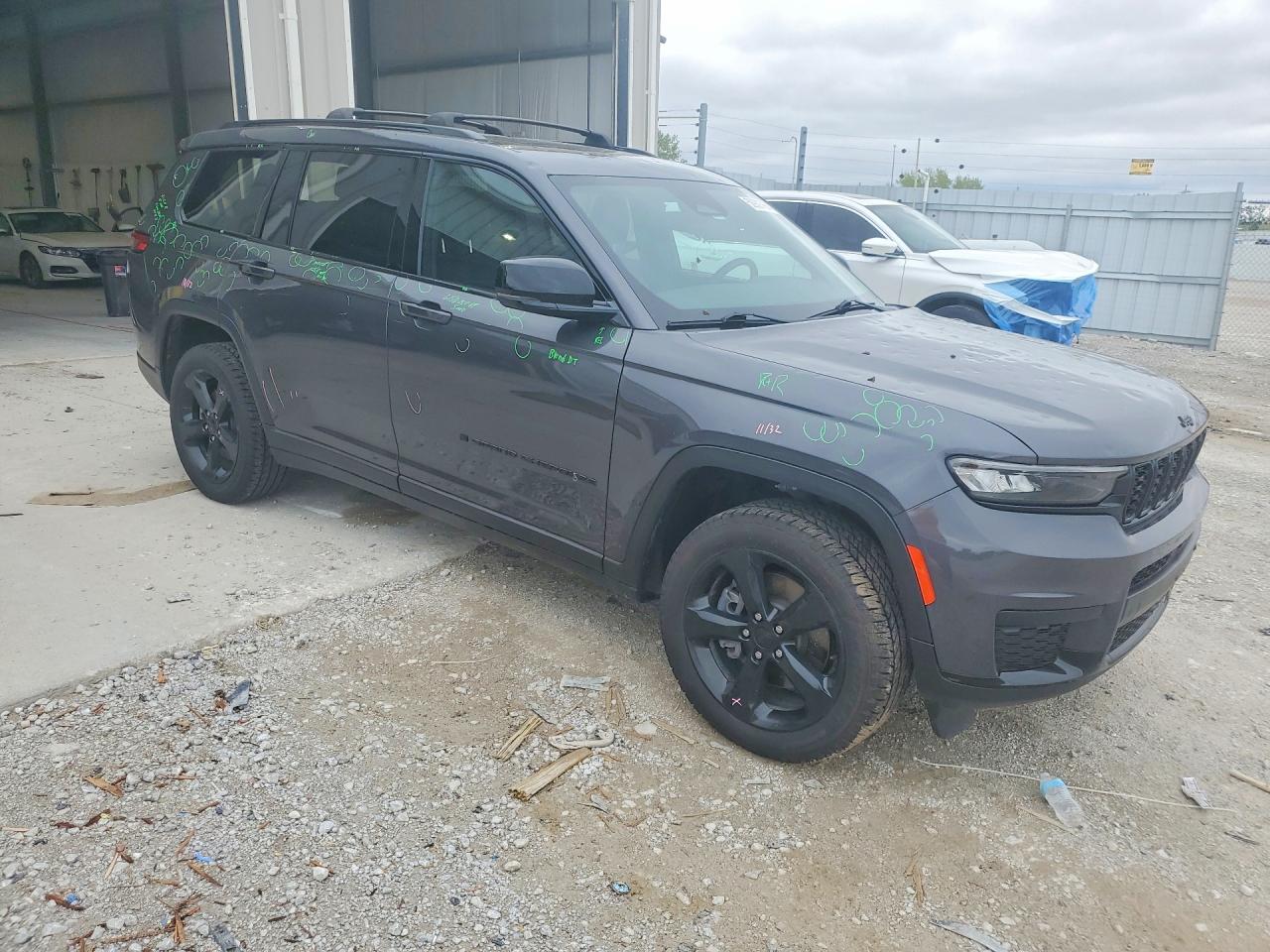 Jeep Cherokee L Laredo