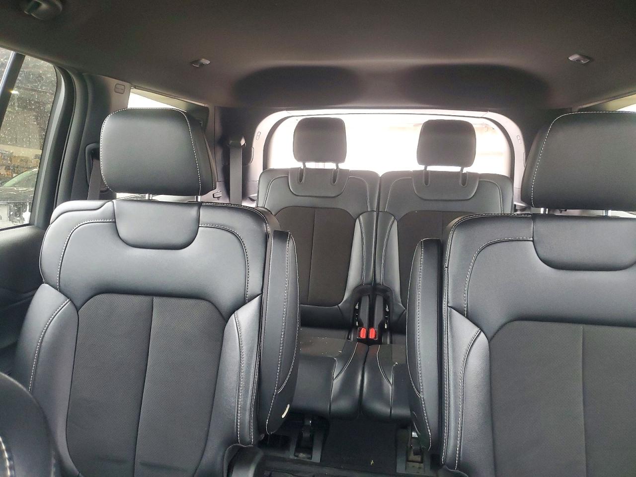Jeep Cherokee L Laredo