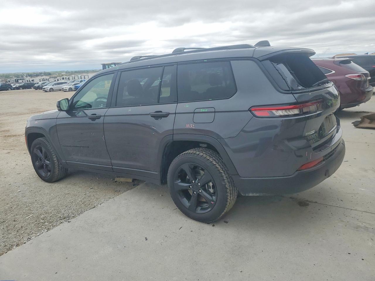 Jeep Cherokee L Laredo
