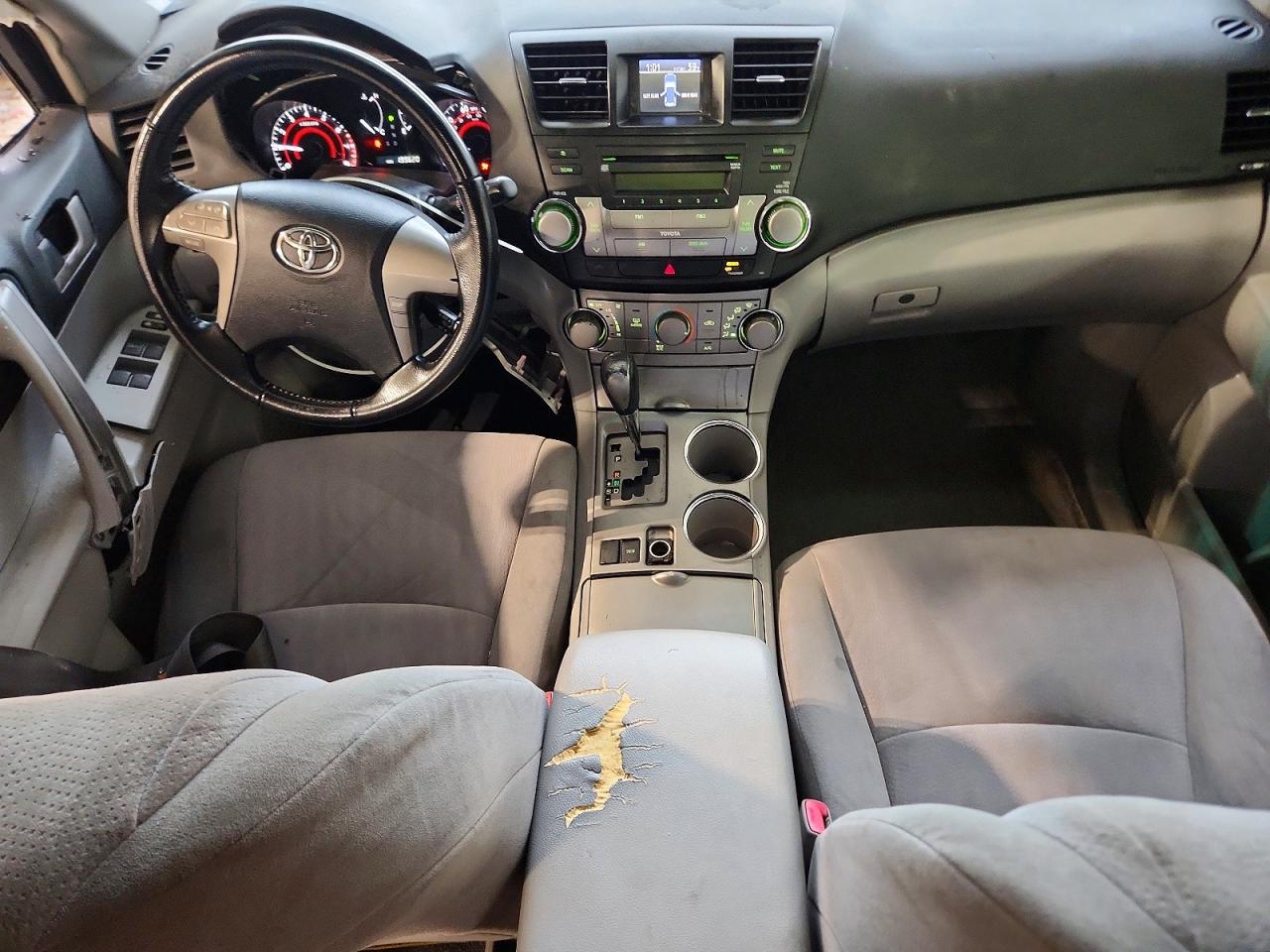 Toyota Highlander Sport
