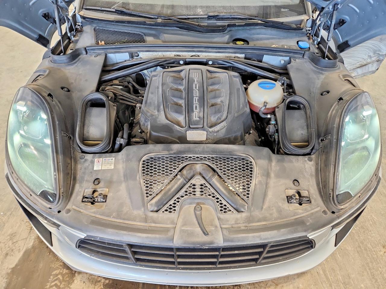 Porsche Macan Gts