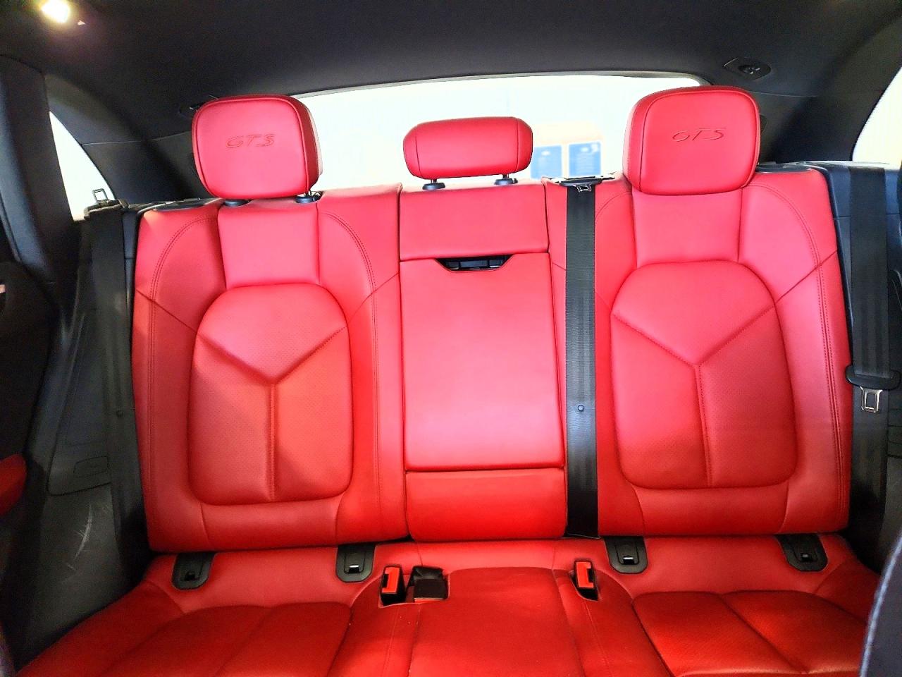 Porsche Macan Gts