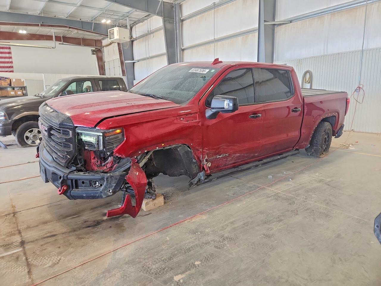 Salvage GMC Sierra Image