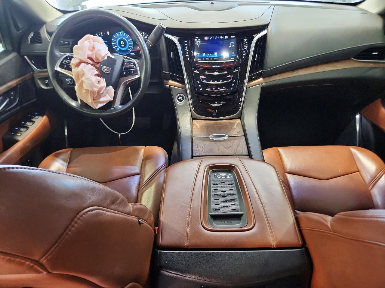 Cadillac Escalade Luxury