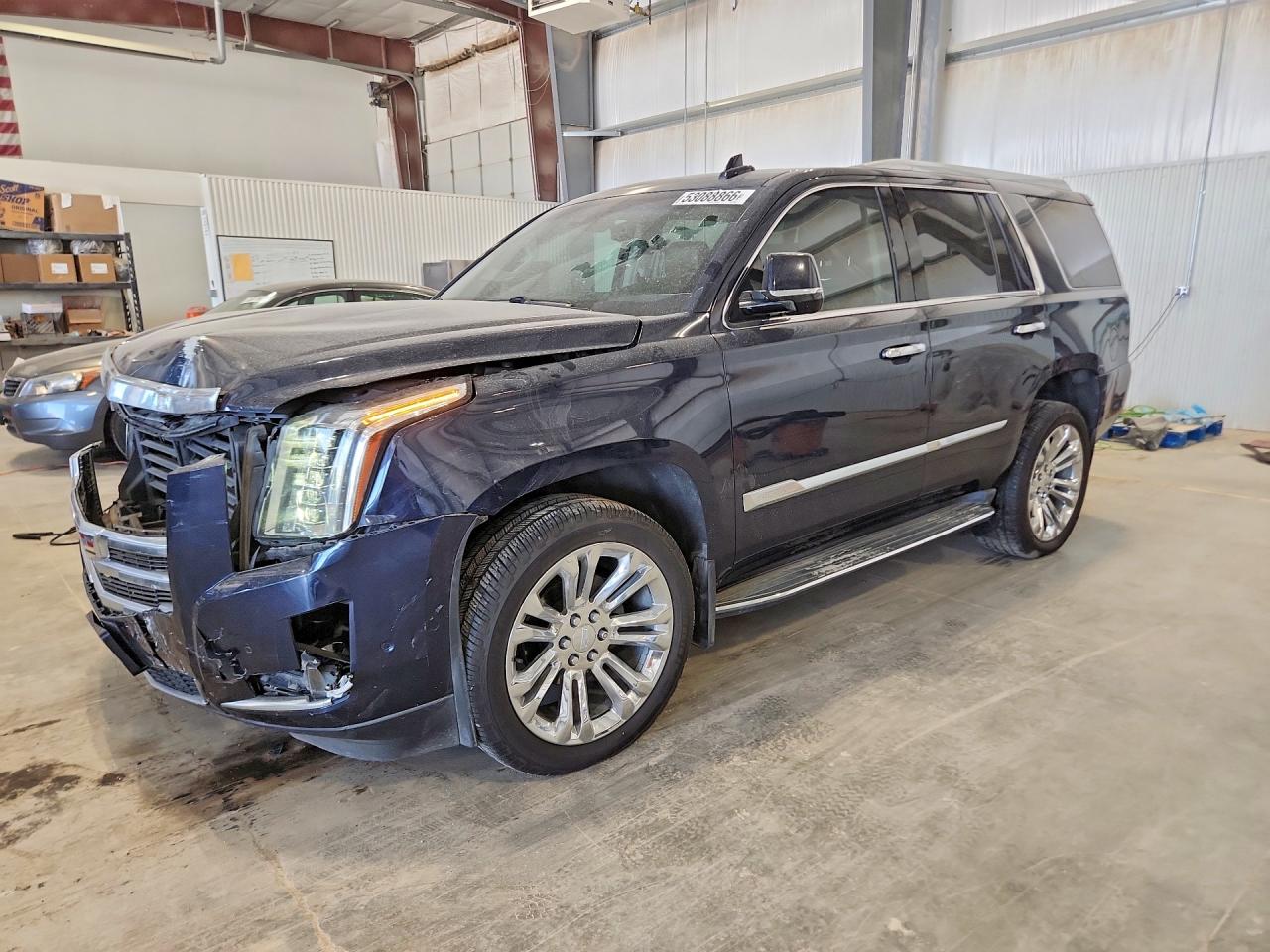 Salvage Cadillac Escalade Image