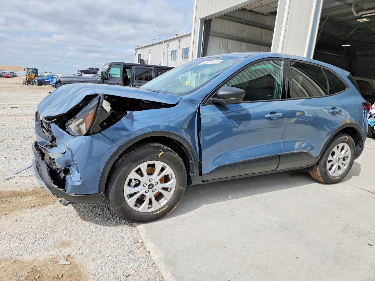 Salvage Ford Escape Image