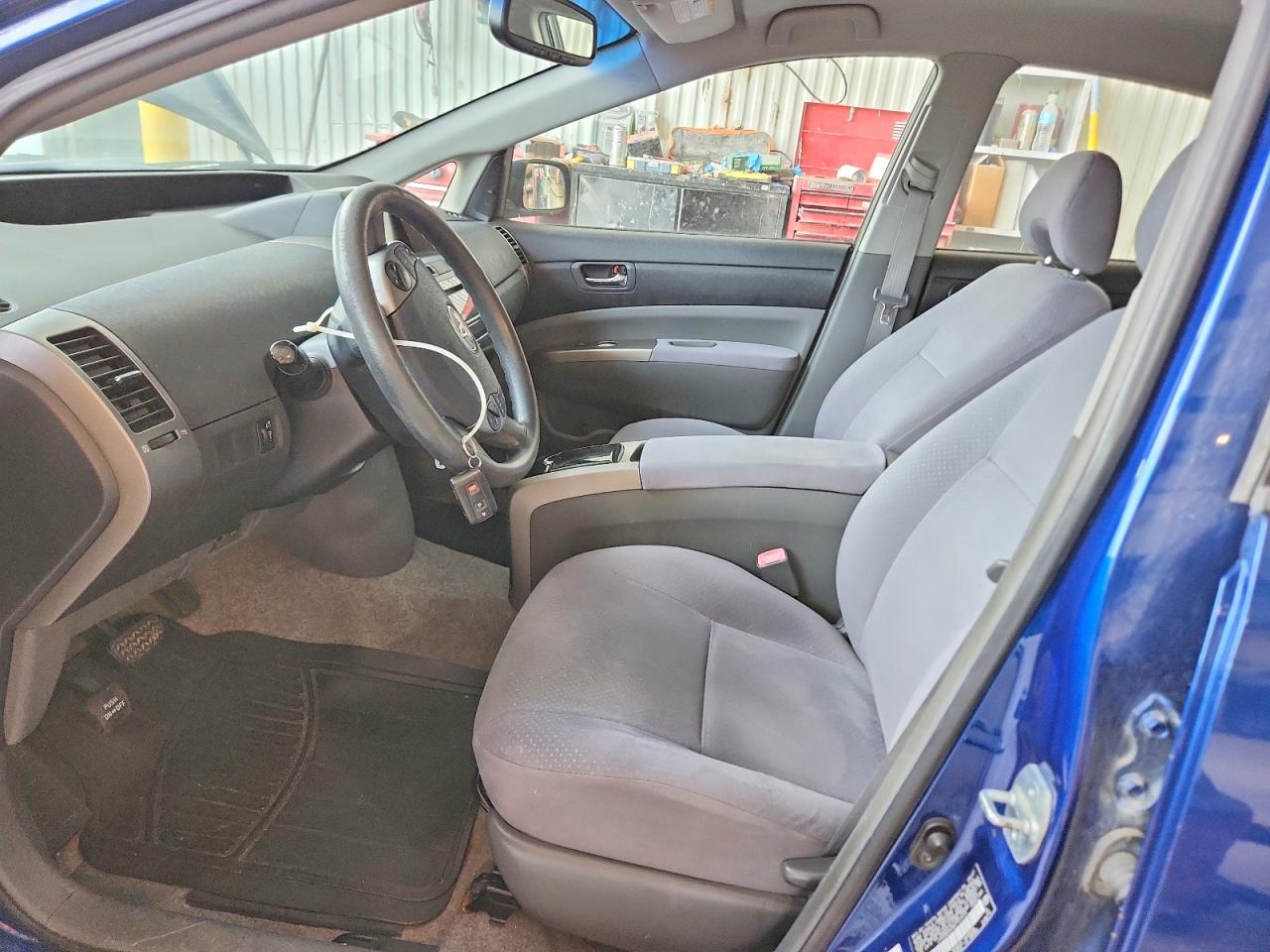 Toyota Prius Base