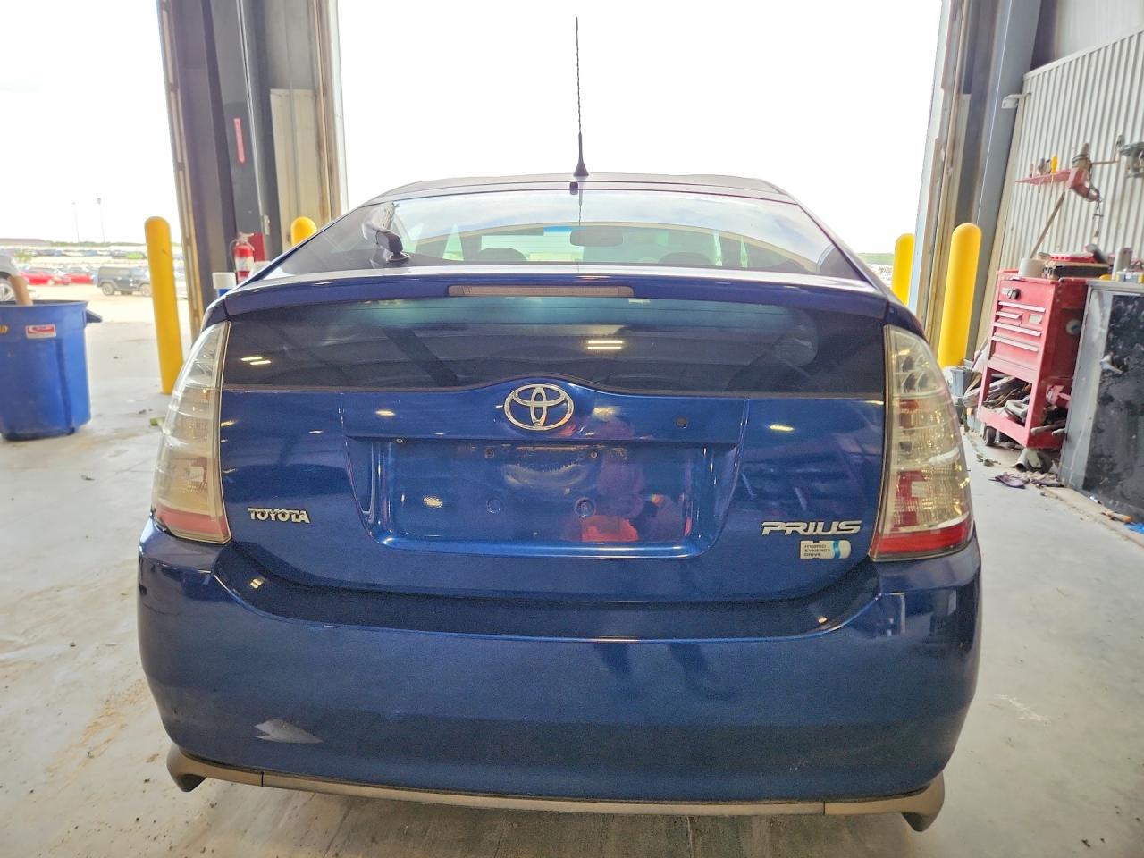 Toyota Prius Base