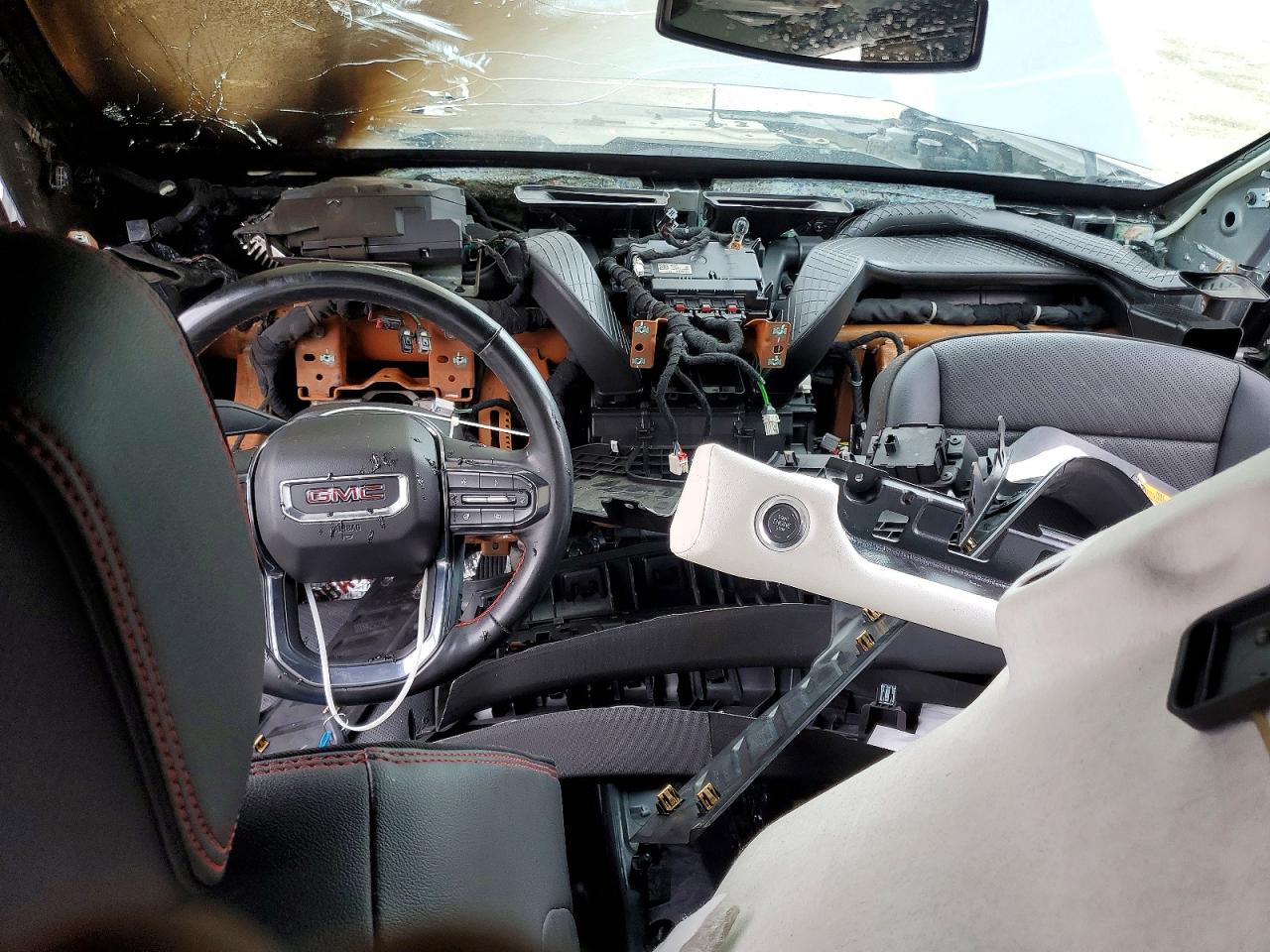 GMC Canyon At4x