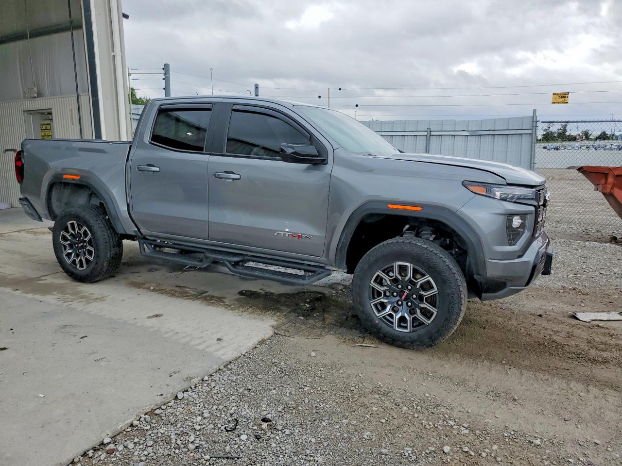 GMC Canyon At4x