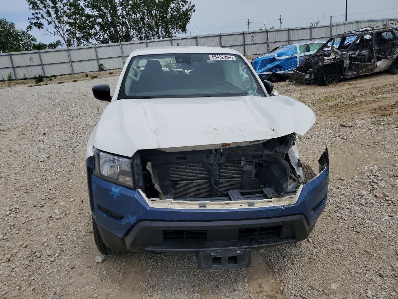 Nissan Frontier S