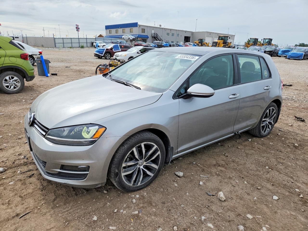 Salvage Volkswagen Golf Image