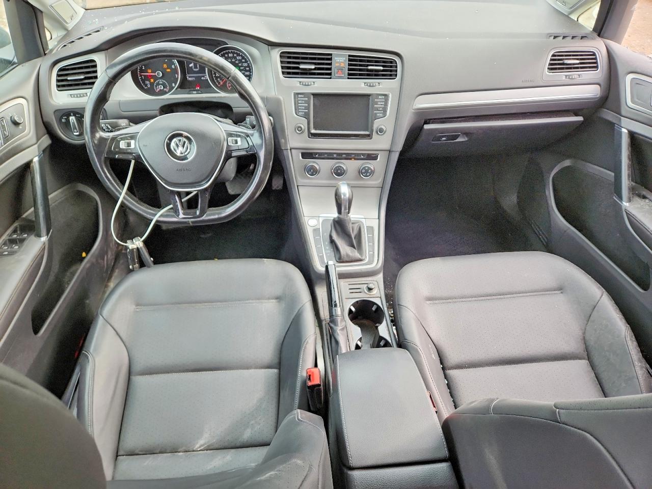 Volkswagen Golf S