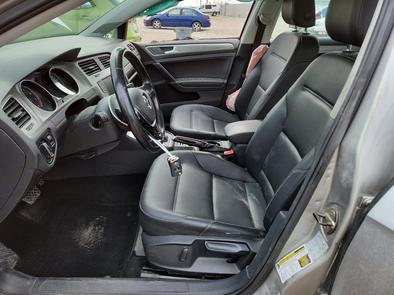 Volkswagen Golf S