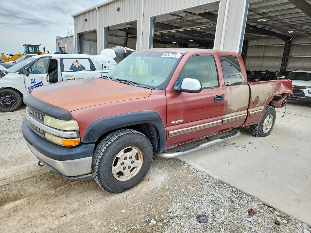 Salvage Chevrolet Silverado Image