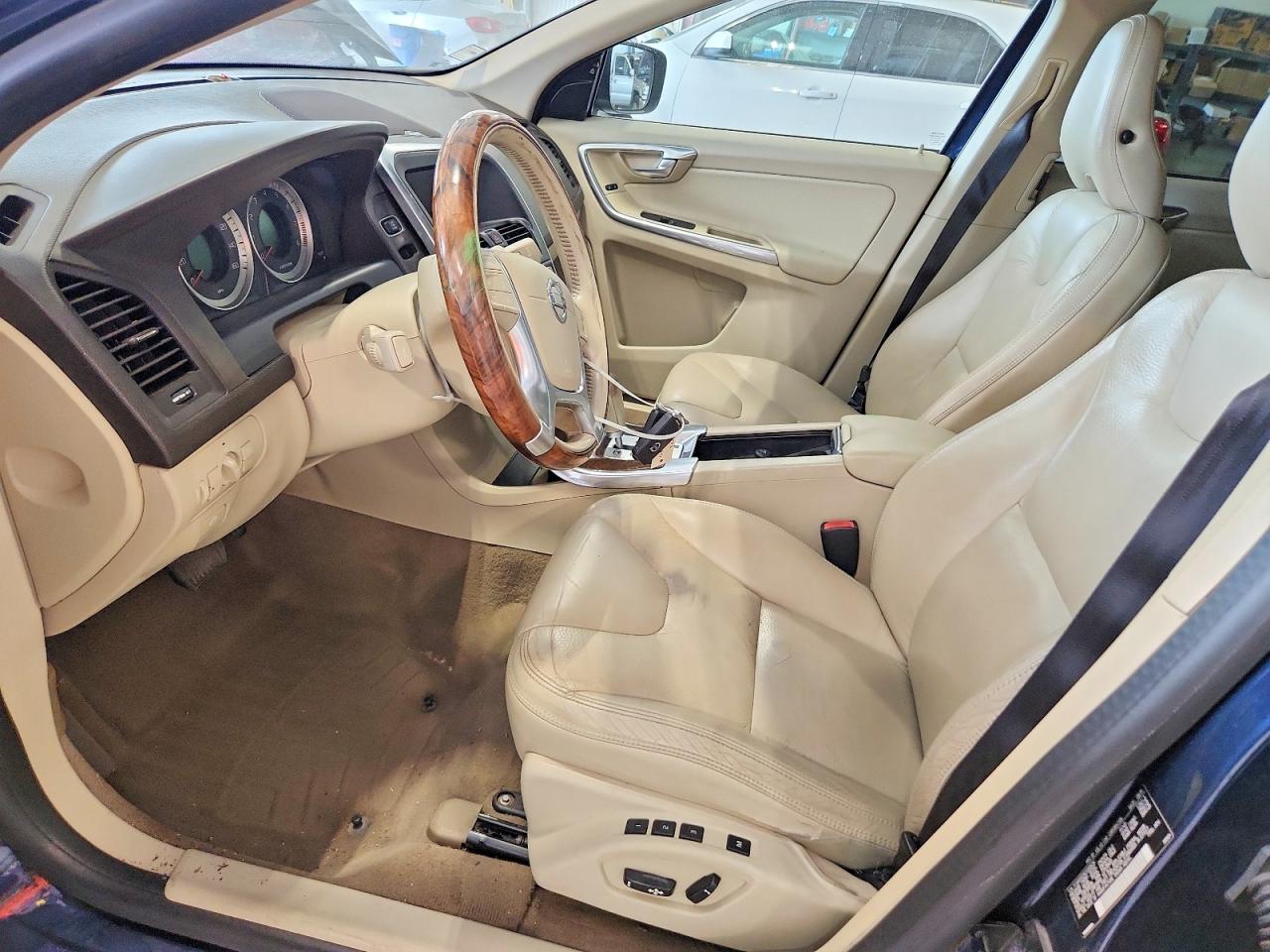Volvo XC60 T6