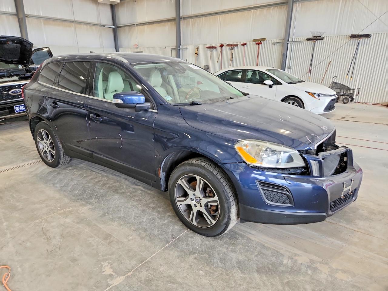 Volvo XC60 T6